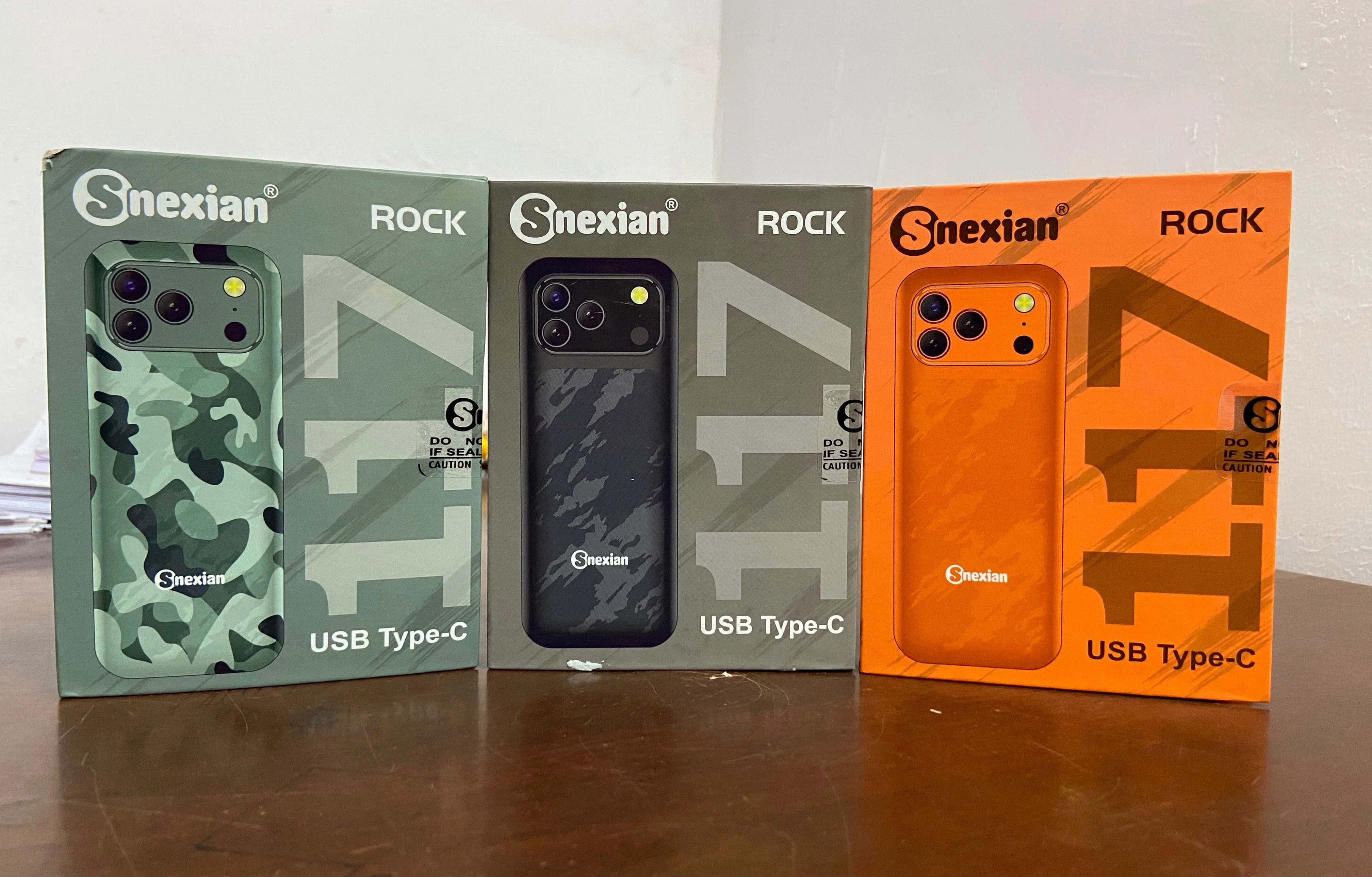Snexian Rock 117 ( Type-C ) Keypad Phones (17 Pro Max Design )