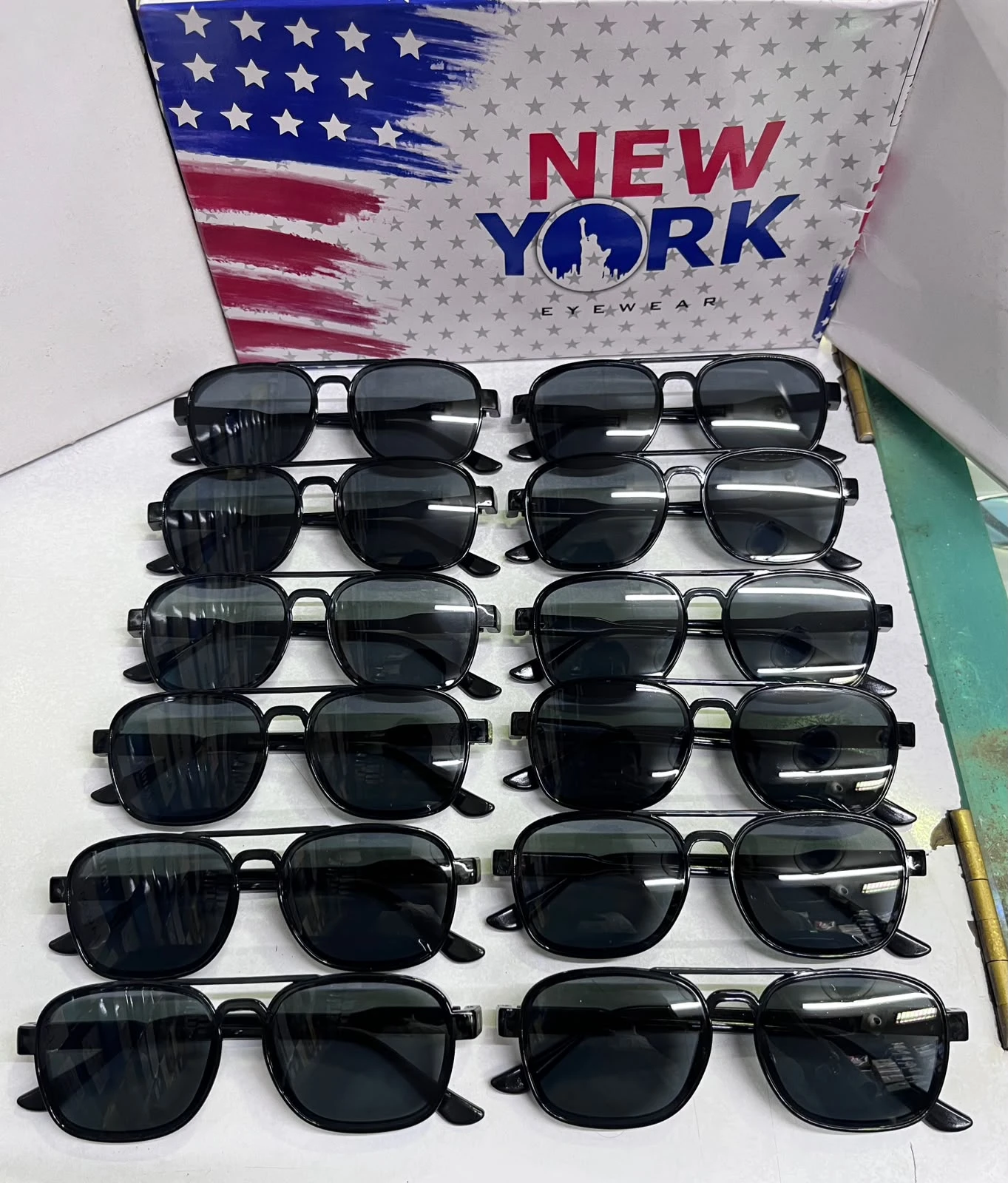 NO 10 NEW YORK SUNGLASSE